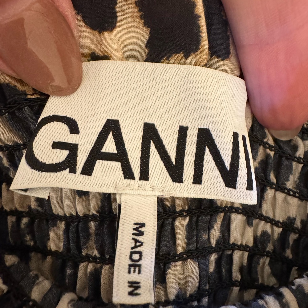 EUC Ganni Leopard Print Smocked Top - Picture 4 of 4
